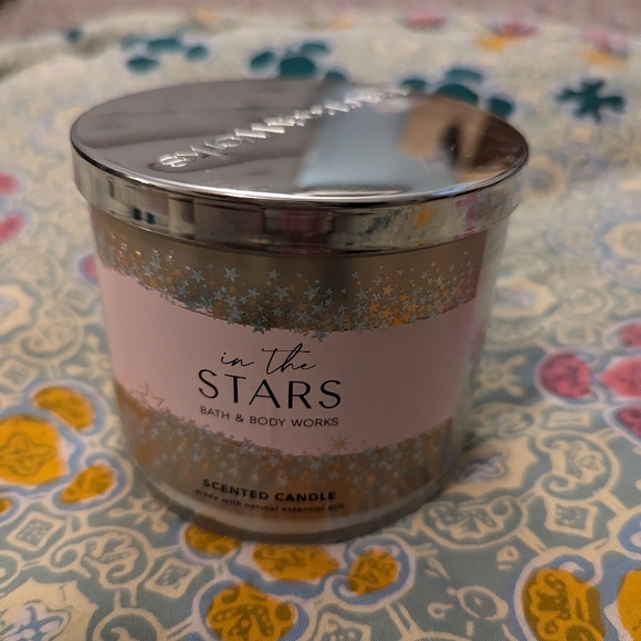 Bath & Body Works In The Stars candle - Picture 2 of 5